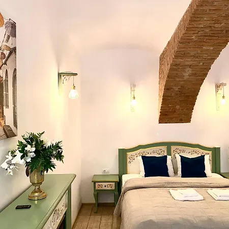 Apartment Republique Brasov